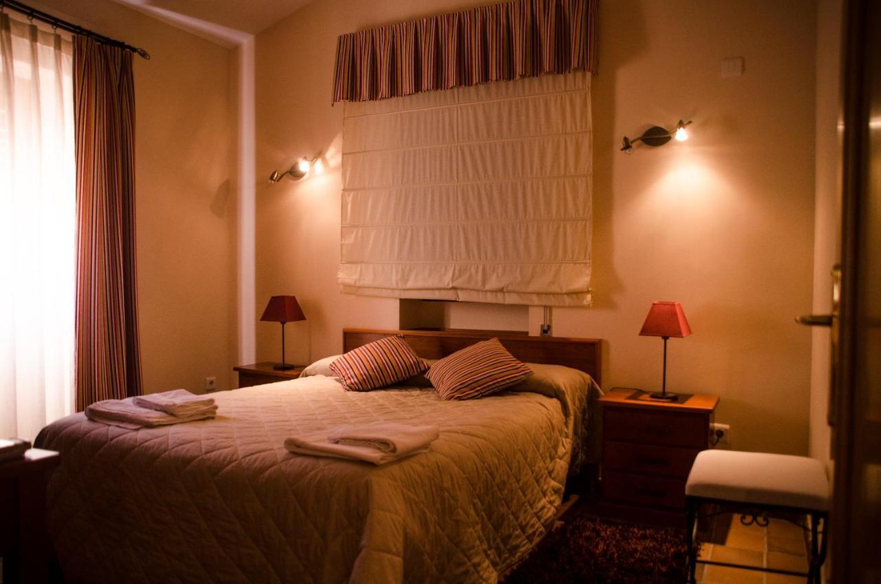 Casa Sierpes Apartment Caces Стая снимка